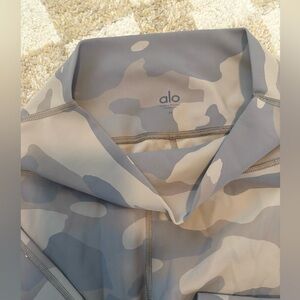 ALO Yoga Camo Women's Leggings